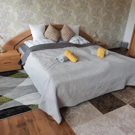 Alleeblick Apartment *