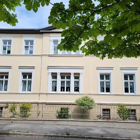 Alleeblick Apartment *